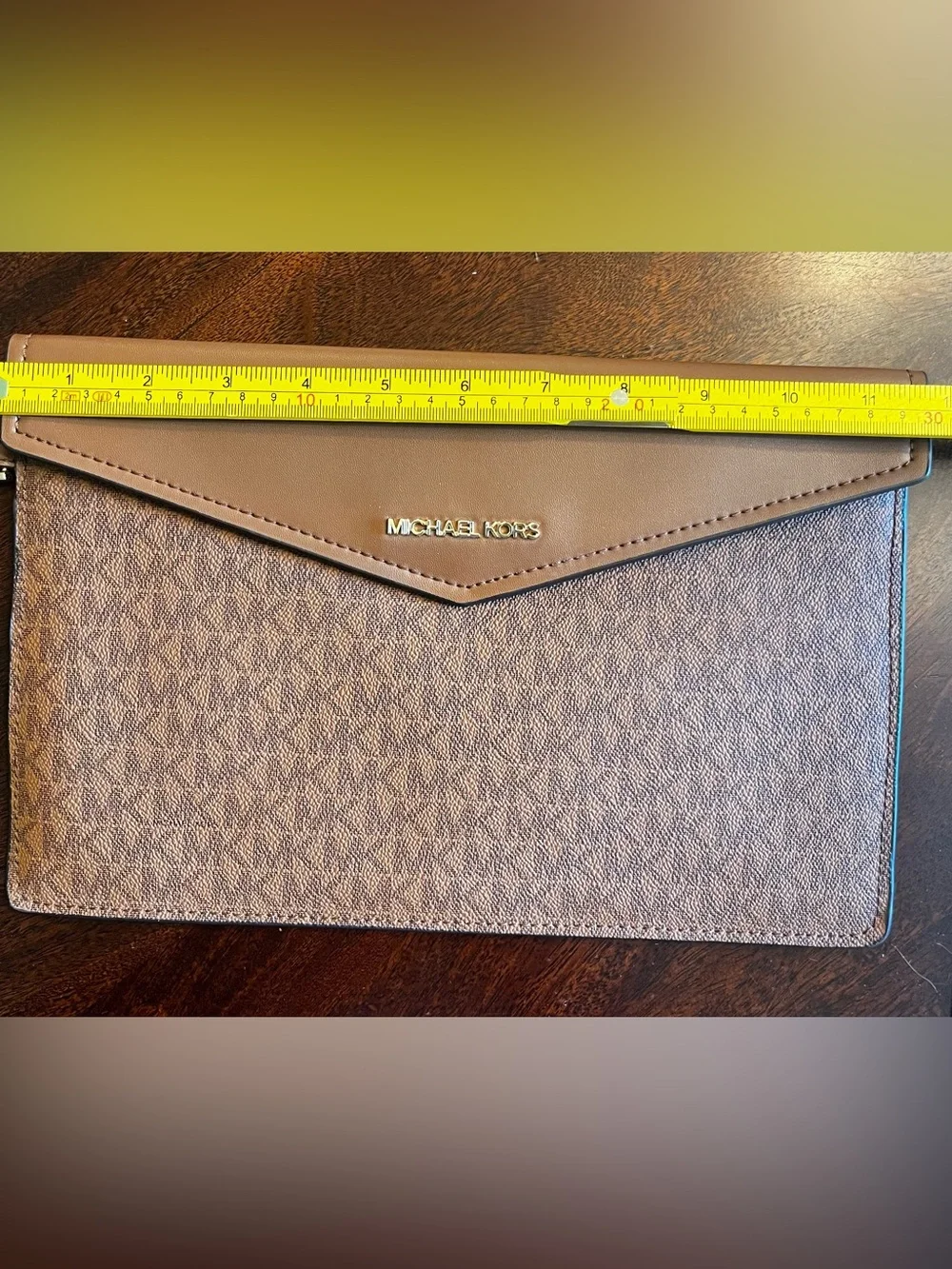 Michael Kors sleek envelope